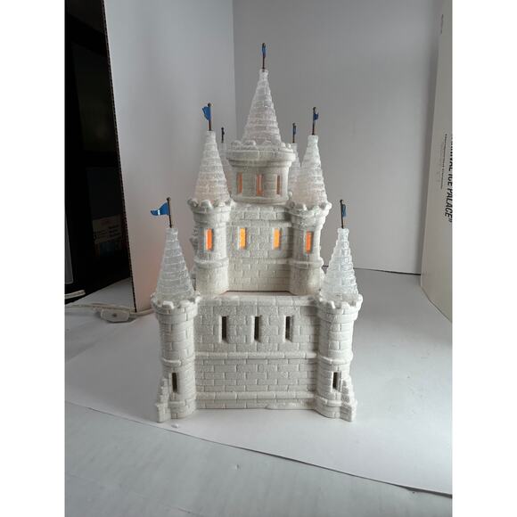 Department 56 Snow Carnival Ice Palace Snow Village lighted building w box - Picture 10 of 13